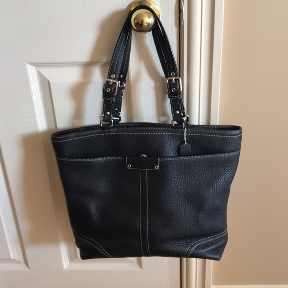 Coach handbag - Picture 1 of 4